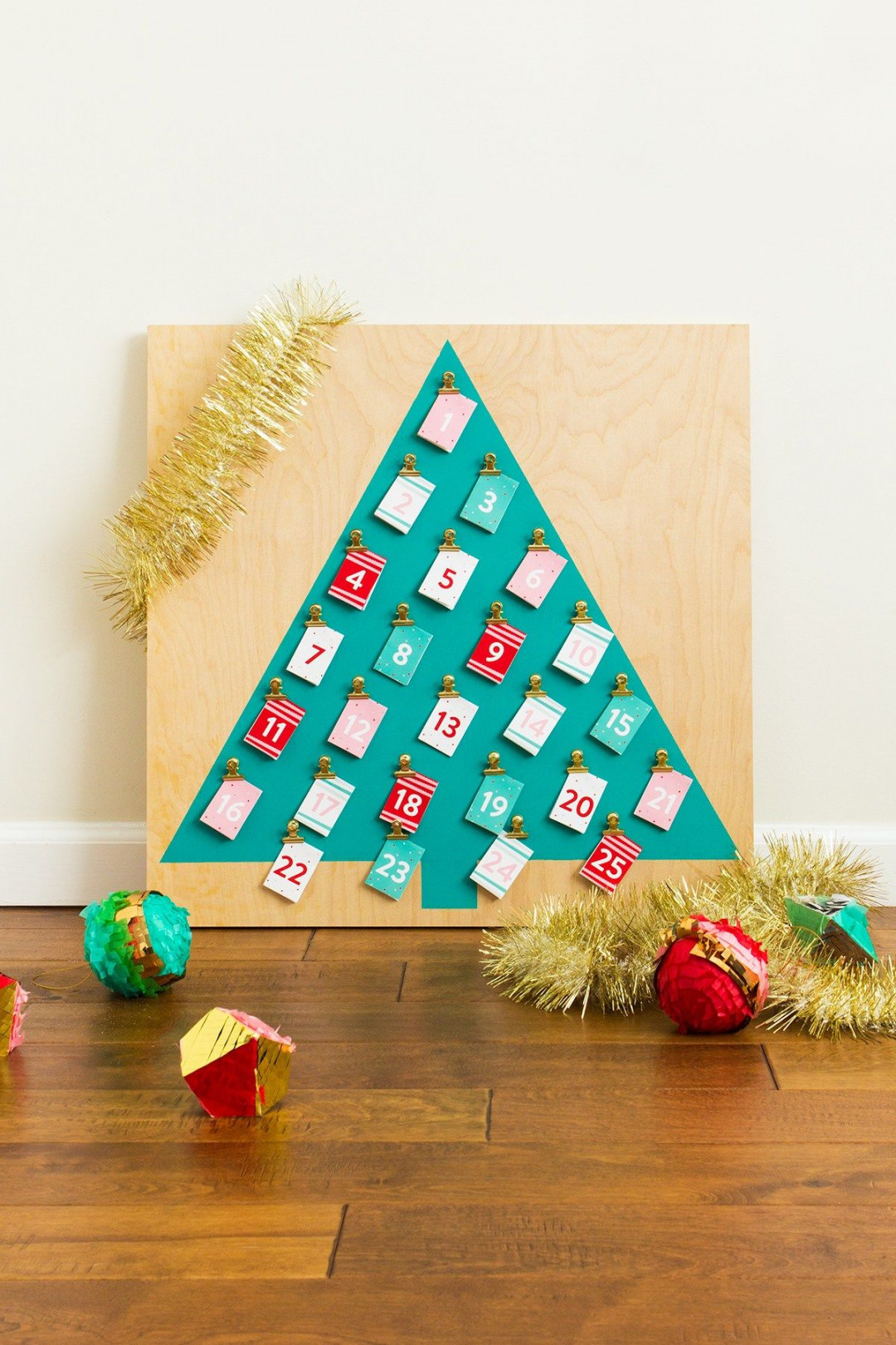 DIY Advent Calendar Ideas - How to Make an Advent Calendar