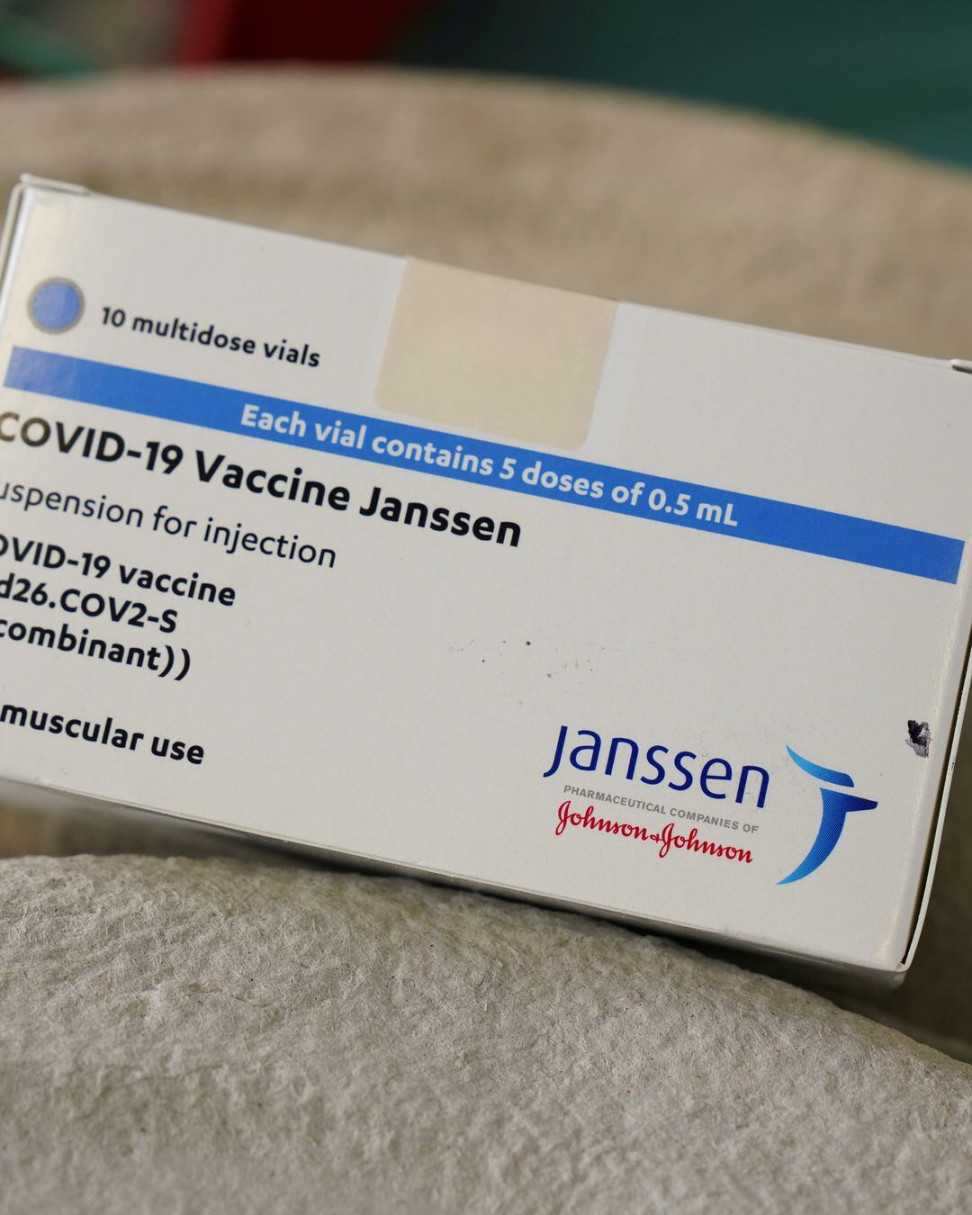 FDA extends shelf life of Johnson & Johnson COVID- vaccine  Reuters